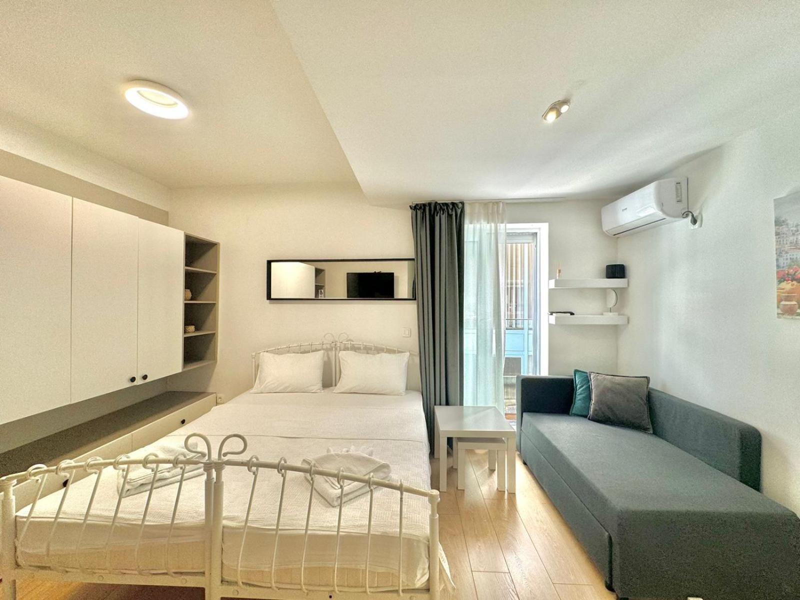 Apartmani Terminal Budva Luaran gambar
