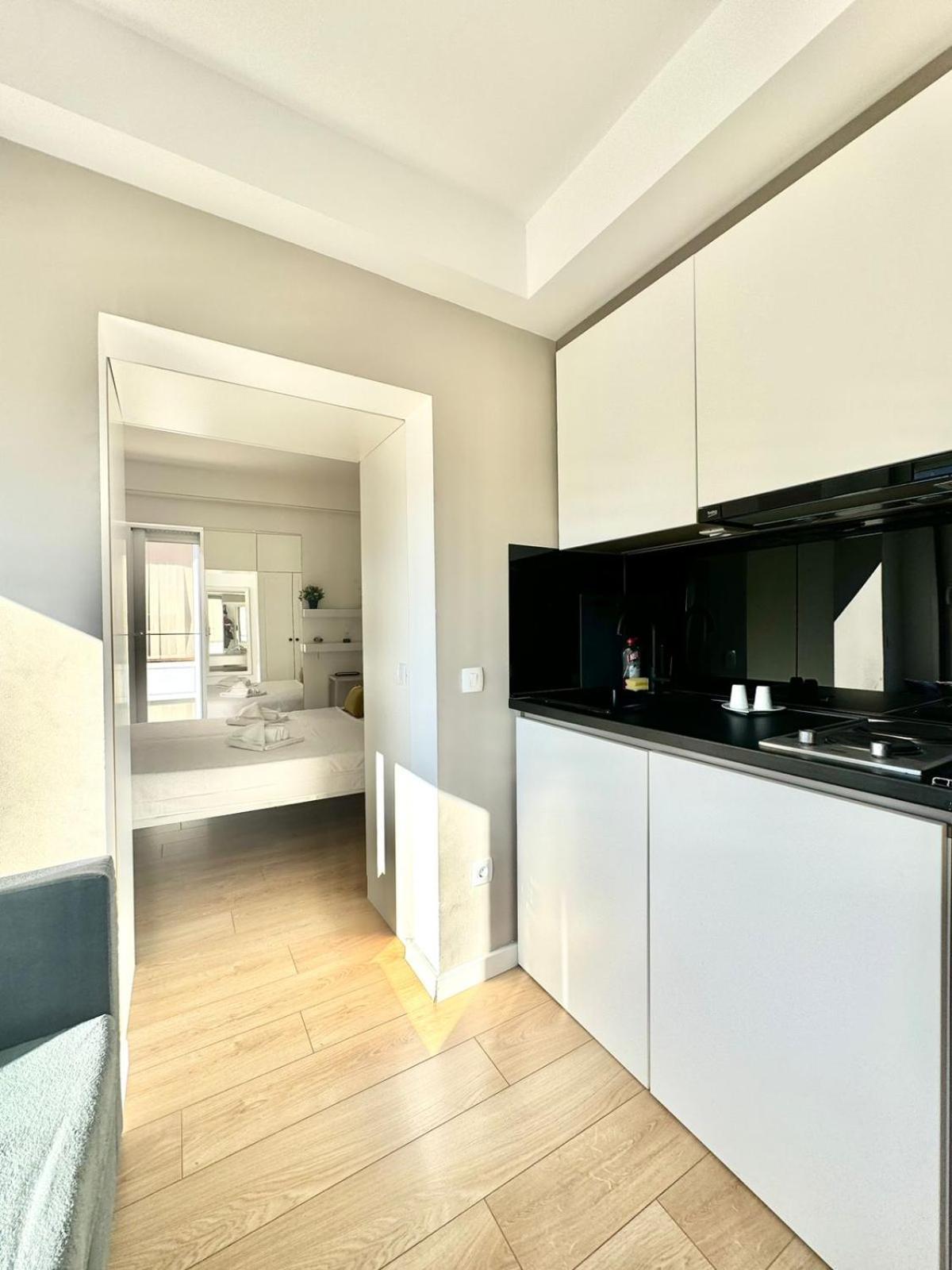 Apartmani Terminal Budva Luaran gambar