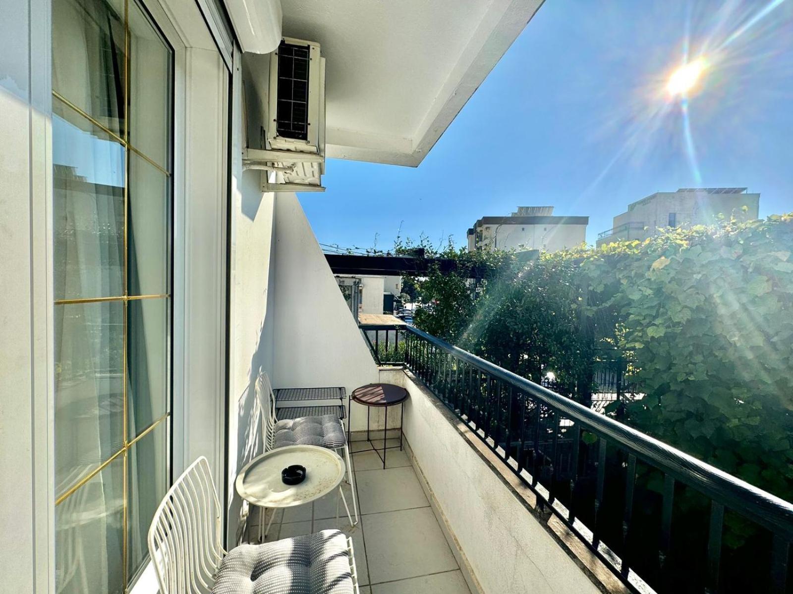 Apartmani Terminal Budva Luaran gambar