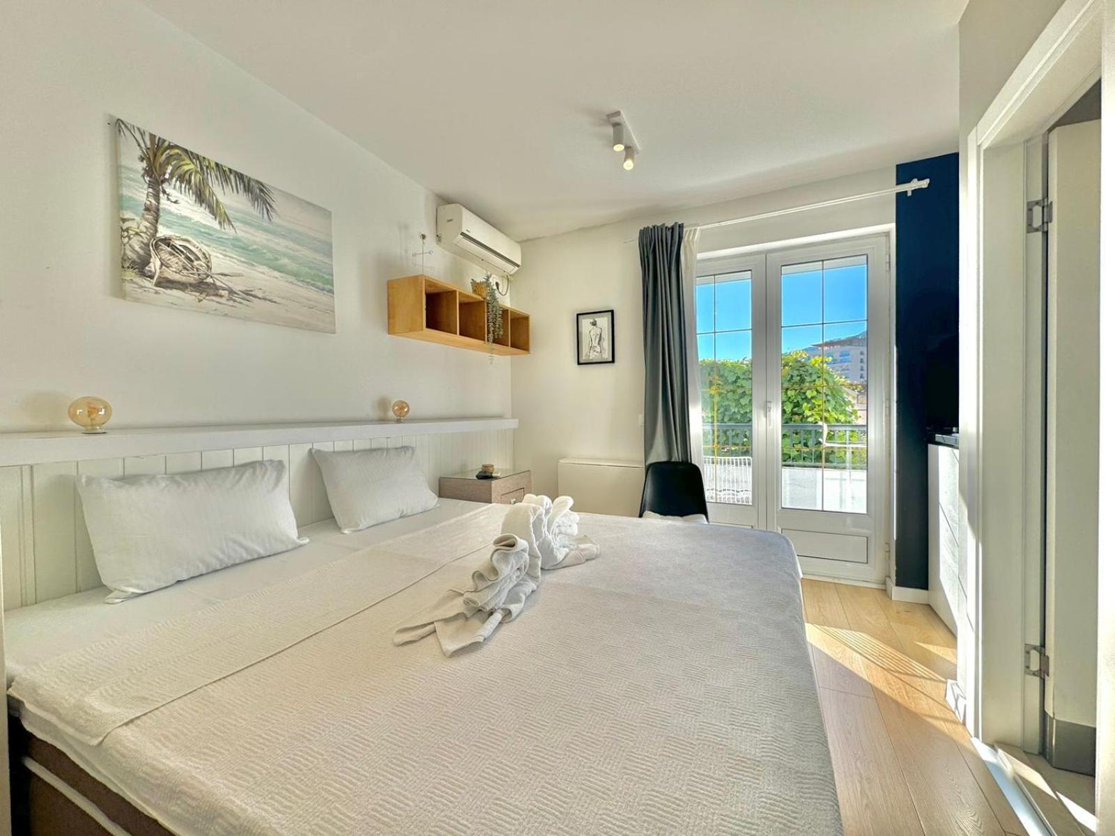 Apartmani Terminal Budva Luaran gambar