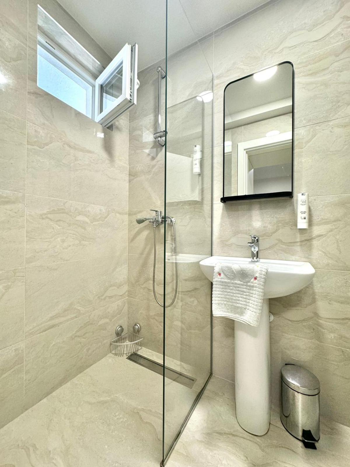 Apartmani Terminal Budva Luaran gambar