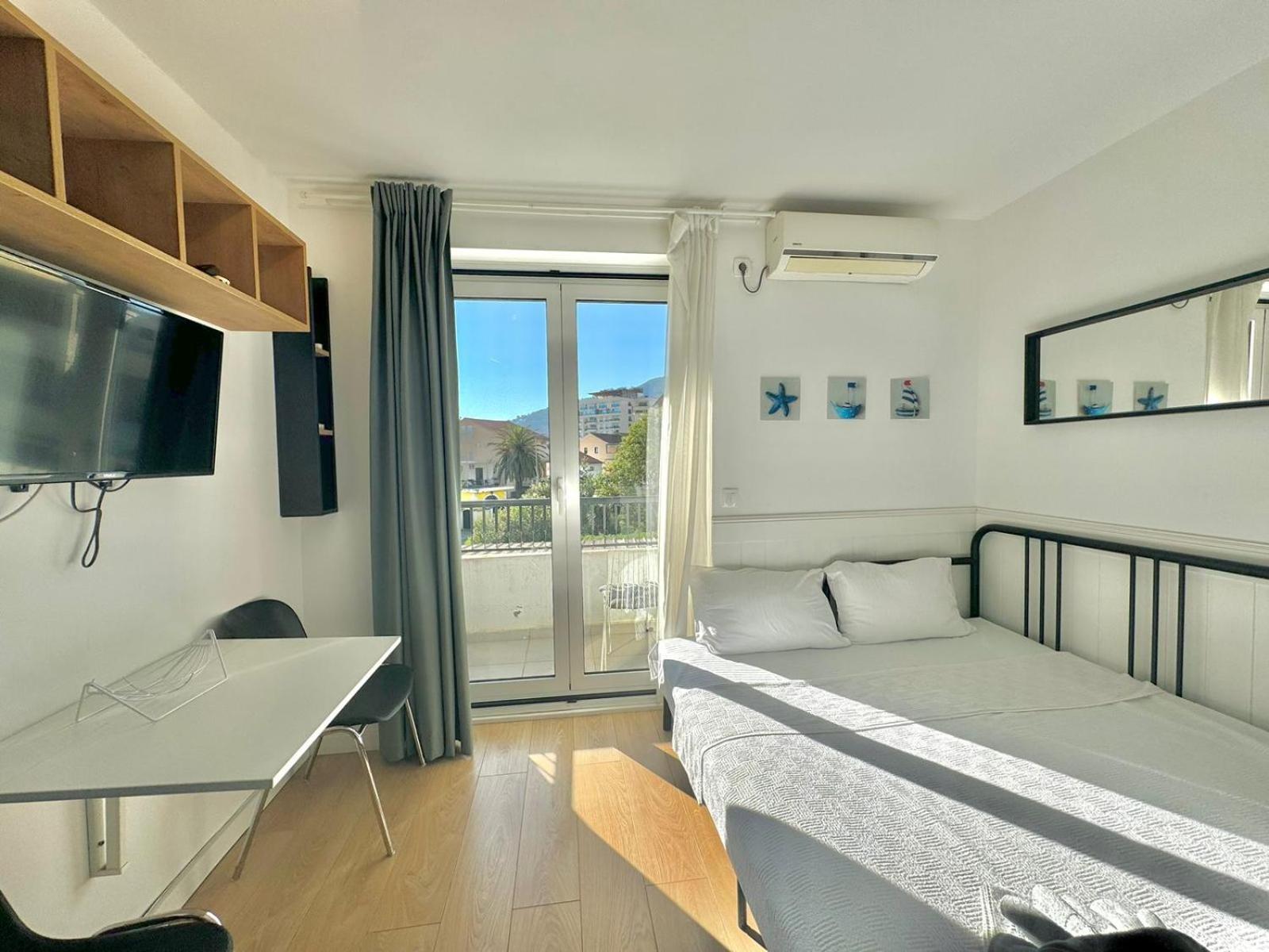 Apartmani Terminal Budva Luaran gambar