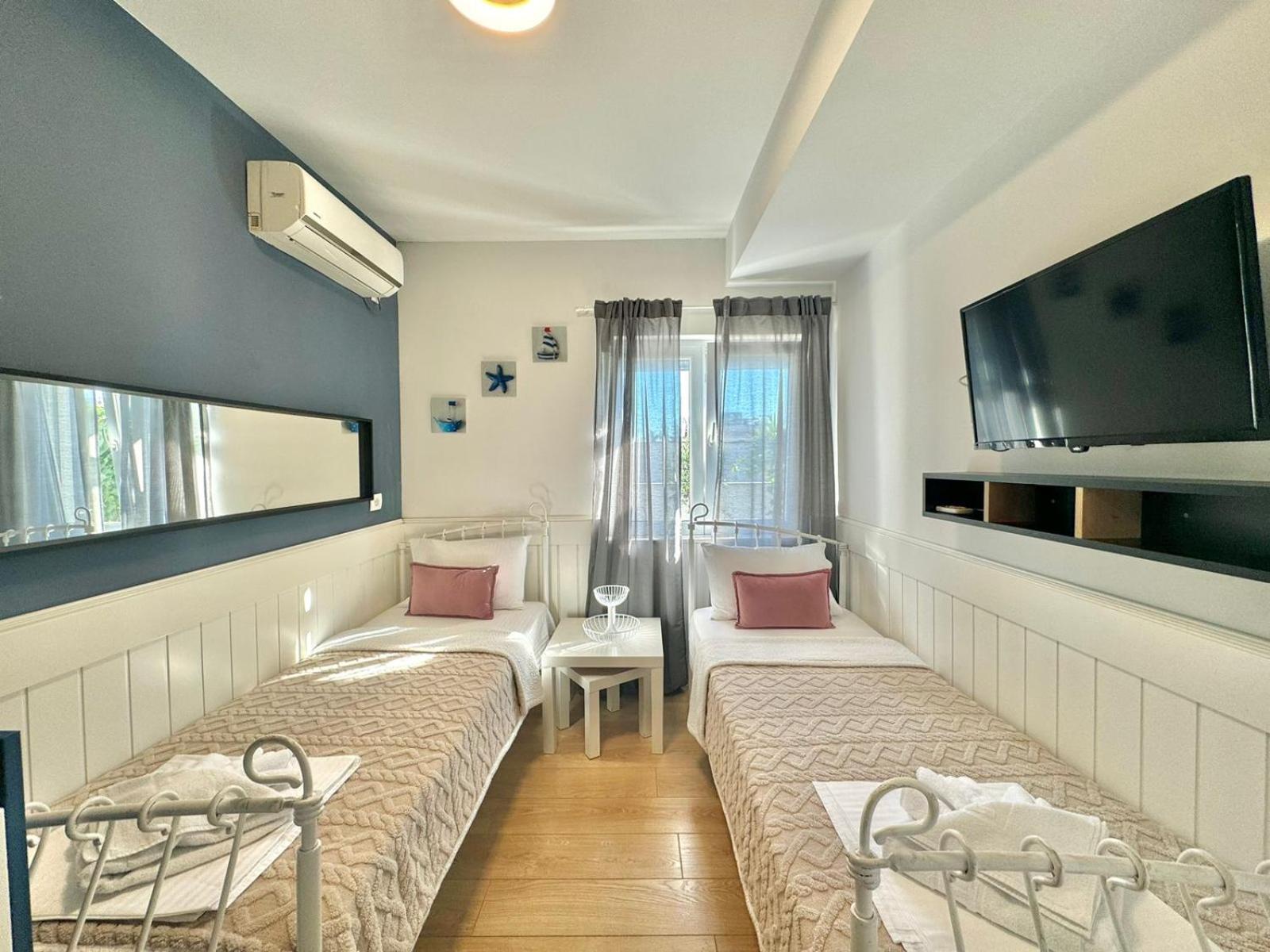 Apartmani Terminal Budva Luaran gambar